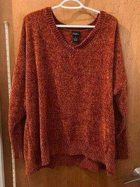 Size 3X - Rue+ - Long Sleeve Rust Colored Sweater